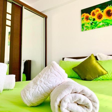 Elyse Comfortable Apartment Close To Palas Mall 雅西 外观 照片