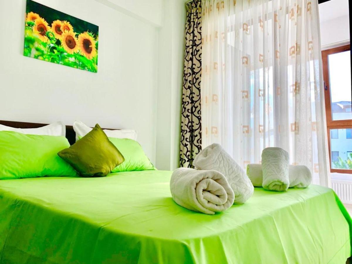 Elyse Comfortable Apartment Close To Palas Mall 雅西 外观 照片