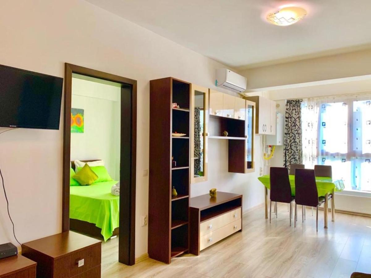 Elyse Comfortable Apartment Close To Palas Mall 雅西 外观 照片