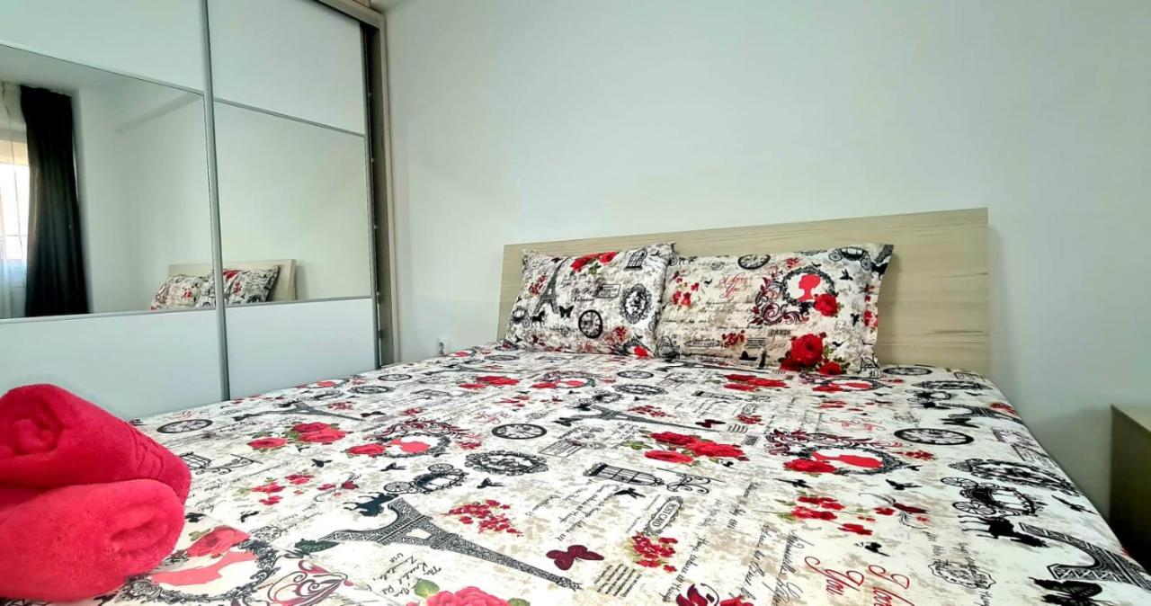 Elyse Comfortable Apartment Close To Palas Mall 雅西 外观 照片