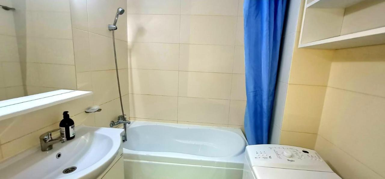 Elyse Comfortable Apartment Close To Palas Mall 雅西 外观 照片